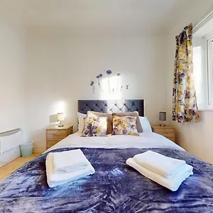 https://apt-the-cosy-bay-near-tower-bridge.brighton-hotels-england.com